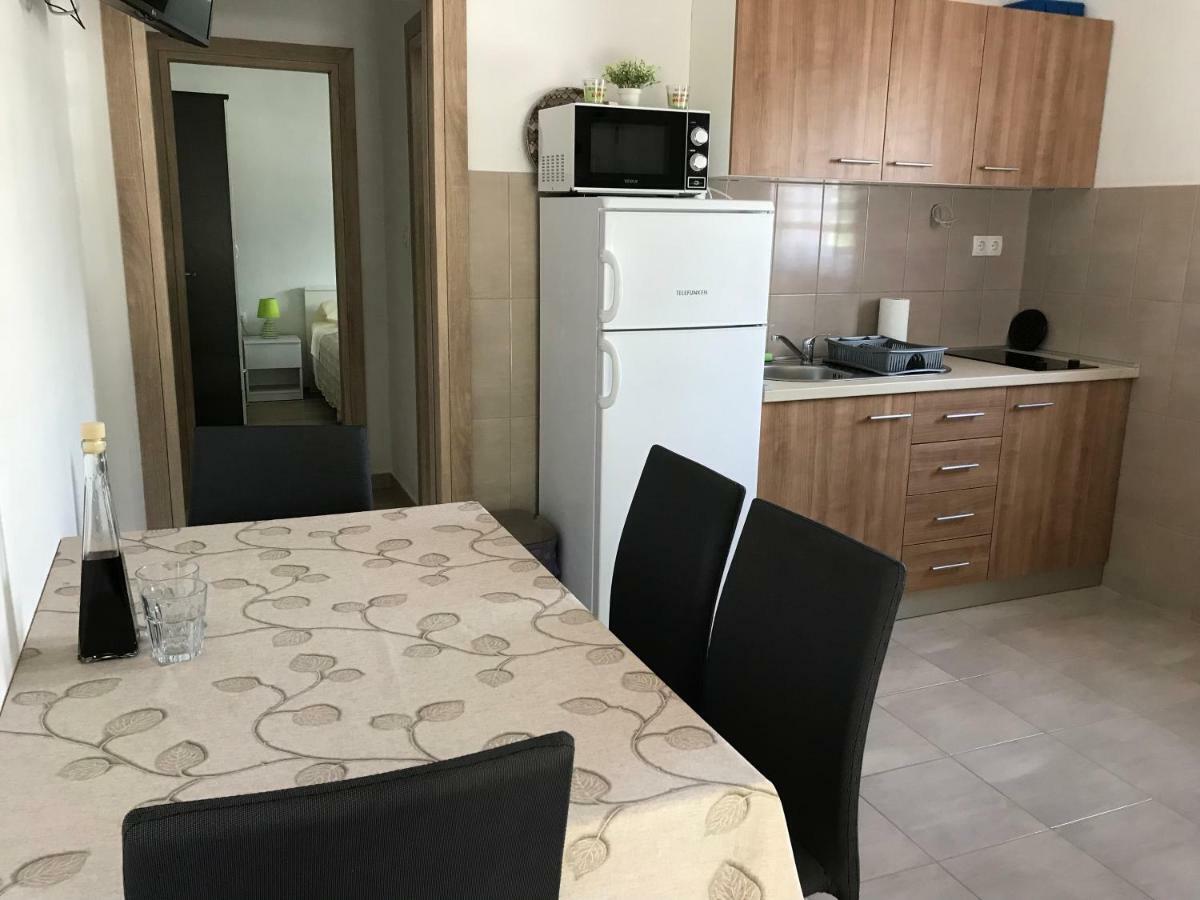 Apartman Mirjana With Terrace And Free Parking Donji Okrug  エクステリア 写真