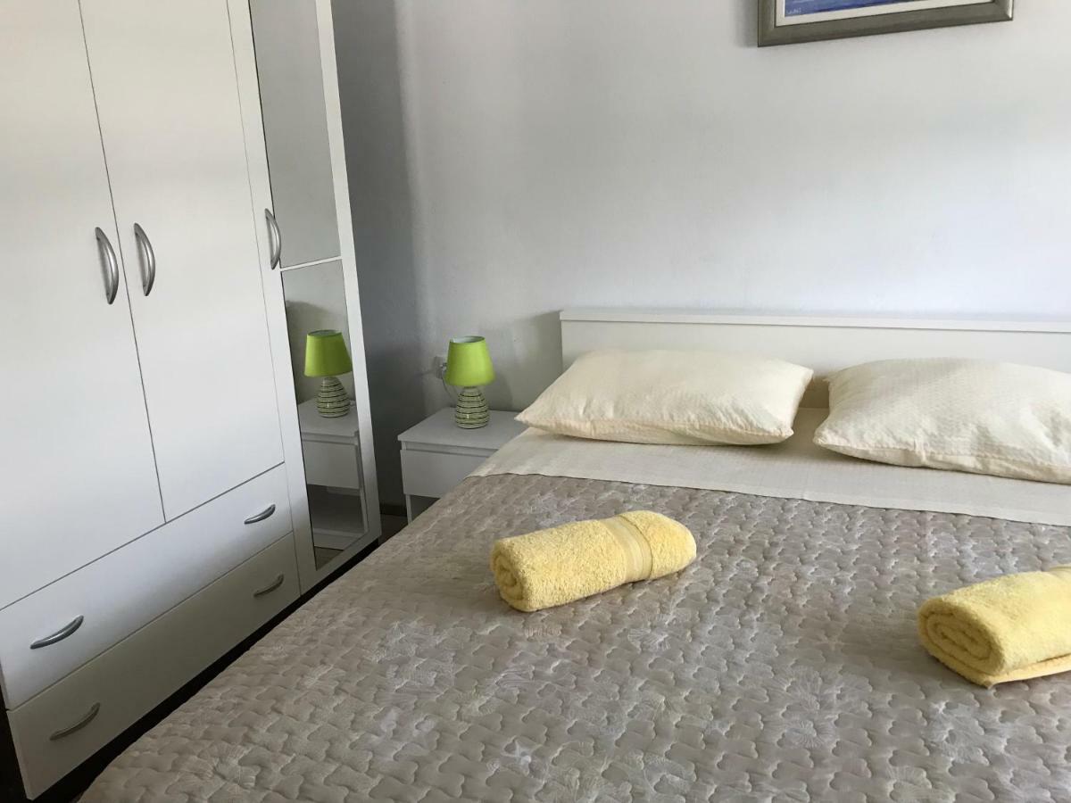 Apartman Mirjana With Terrace And Free Parking Donji Okrug  エクステリア 写真